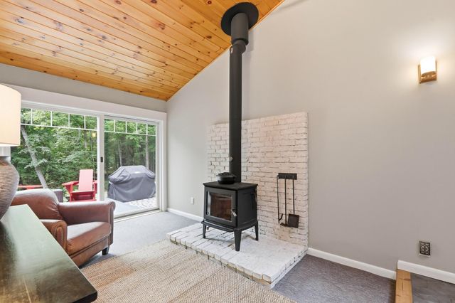 325 Belknap Mountain Road, Gilford, NH 03249