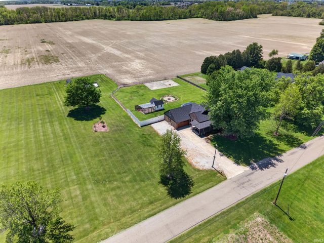 757 E 1000 NORTH, Alexandria, IN 46001