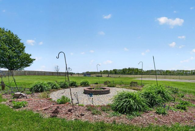 757 E 1000 NORTH, Alexandria, IN 46001