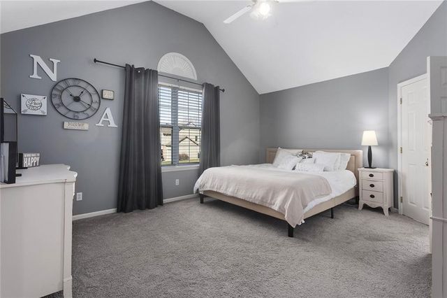 1337 SE 12th Terrace, Lee's Summit, MO 64081