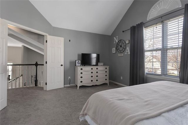 1337 SE 12th Terrace, Lee's Summit, MO 64081