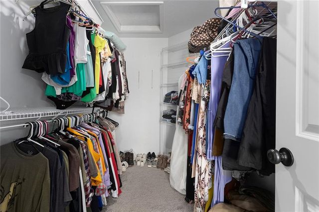 1337 SE 12th Terrace, Lee's Summit, MO 64081