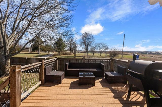 1337 SE 12th Terrace, Lee's Summit, MO 64081