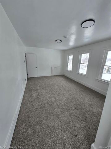 18910 Wormer Street, Detroit, MI 48219