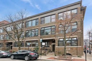 559 W Aldine Avenue 2, Chicago, IL 60657