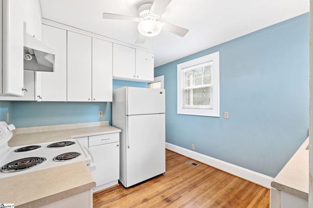 301 Brookwood Drive, Greenville, SC 29605