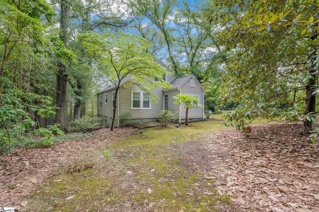301 Brookwood Drive, Greenville, SC 29605