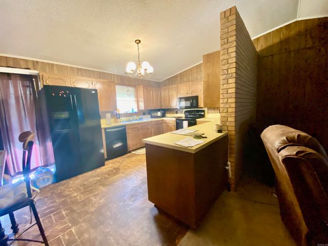 1341 Peppertree Ln., Camden, AR 71701