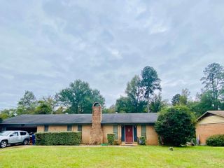 1341 Peppertree Ln., Camden, AR 71701