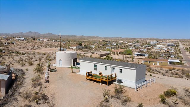 70 W Iceberg Canyon Drive, Meadview, AZ 86444