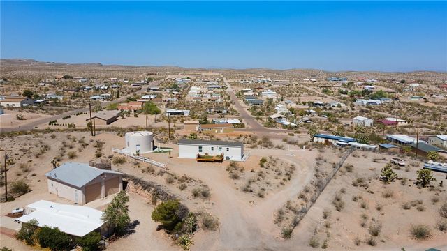 70 W Iceberg Canyon Drive, Meadview, AZ 86444