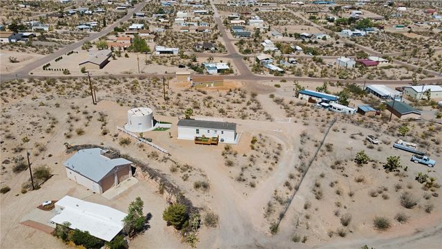 70 W Iceberg Canyon Drive, Meadview, AZ 86444