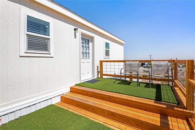 70 W Iceberg Canyon Drive, Meadview, AZ 86444