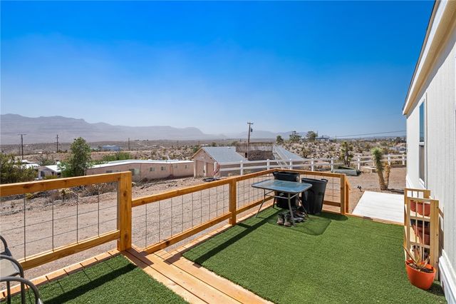 70 W Iceberg Canyon Drive, Meadview, AZ 86444