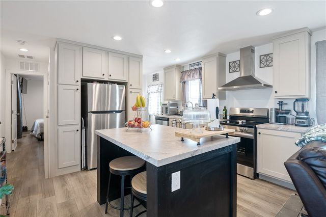 70 W Iceberg Canyon Drive, Meadview, AZ 86444