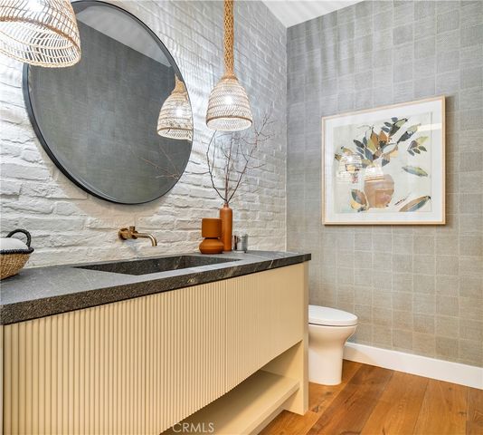 625 Saint James Road, Newport Beach, CA 92663