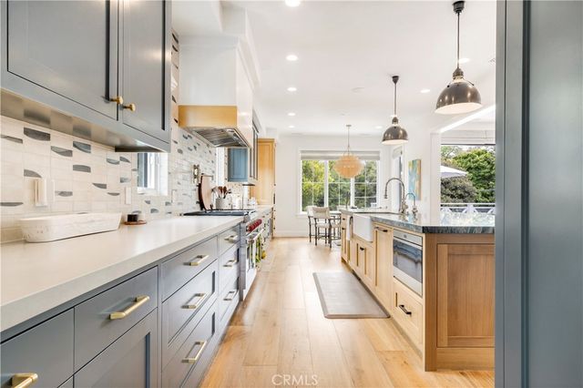 625 Saint James Road, Newport Beach, CA 92663