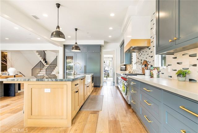 625 Saint James Road, Newport Beach, CA 92663