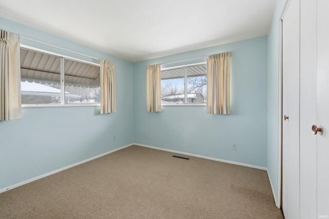 2714 Barnhart Avenue, Fort Wayne, IN 46805