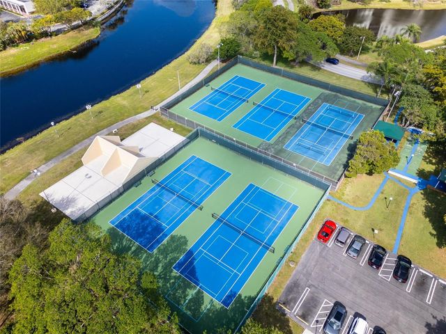 2206 S Cypress Bend Drive 803, Pompano Beach, FL 33069