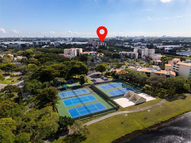 2206 S Cypress Bend Drive 803, Pompano Beach, FL 33069