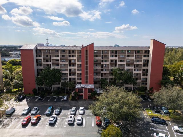 2206 S Cypress Bend Drive 803, Pompano Beach, FL 33069