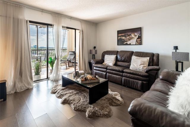2206 S Cypress Bend Drive 803, Pompano Beach, FL 33069