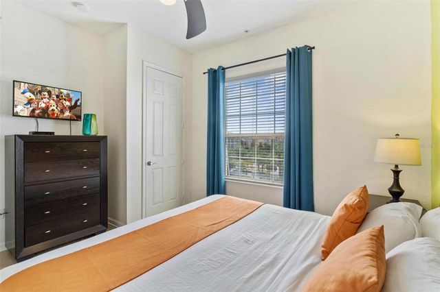 4840 CAYVIEW AVENUE 403, Orlando, FL 32819