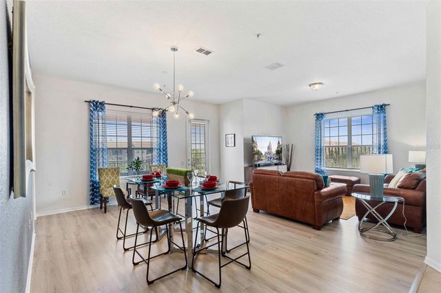 4840 CAYVIEW AVENUE 403, Orlando, FL 32819