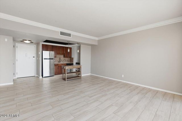 4750 N CENTRAL Avenue B14, Phoenix, AZ 85012