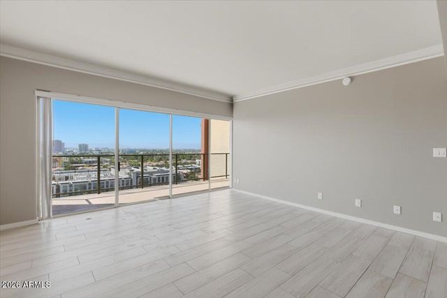 4750 N CENTRAL Avenue B14, Phoenix, AZ 85012