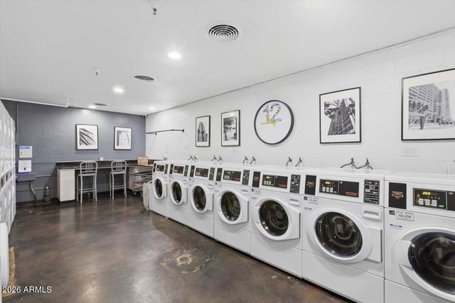 4750 N CENTRAL Avenue B14, Phoenix, AZ 85012