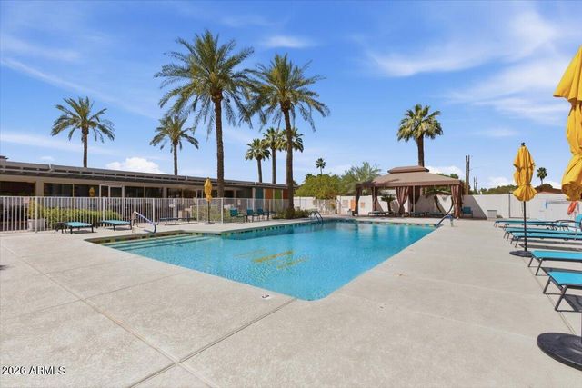 4750 N CENTRAL Avenue B14, Phoenix, AZ 85012