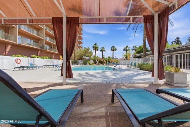 4750 N CENTRAL Avenue B14, Phoenix, AZ 85012