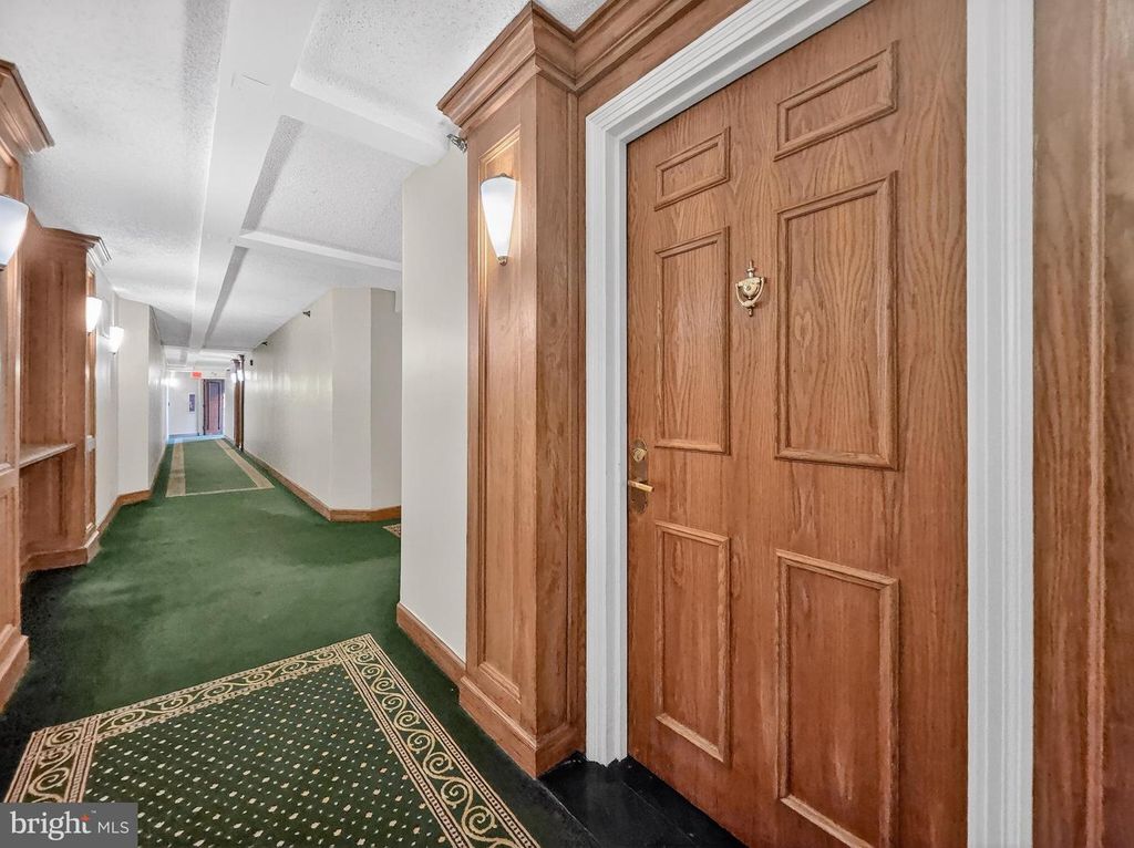 Image 24 of property listing at 1080 WISCONSIN AVE NW #2020, Washington, DC 20007