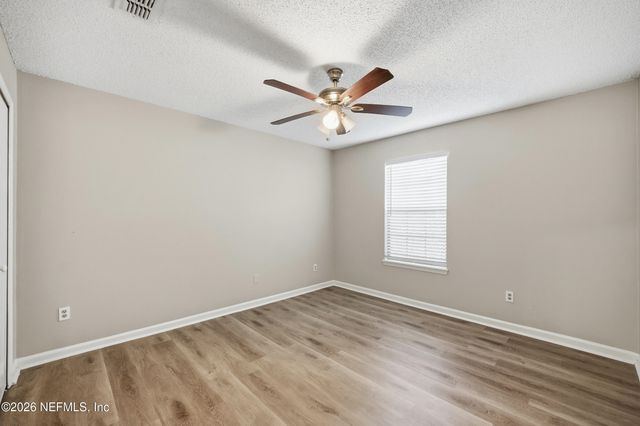 187 ANNANDALE Drive E, Jacksonville, FL 32225