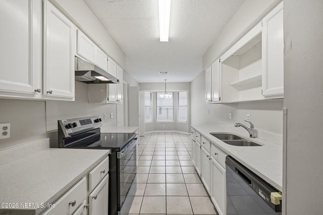 187 ANNANDALE Drive E, Jacksonville, FL 32225