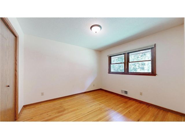 3308 Roosevelt Court NE 3310, Saint Anthony, MN 55418