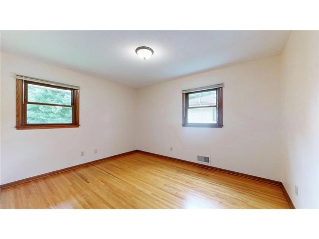 3308 Roosevelt Court NE 3310, Saint Anthony, MN 55418