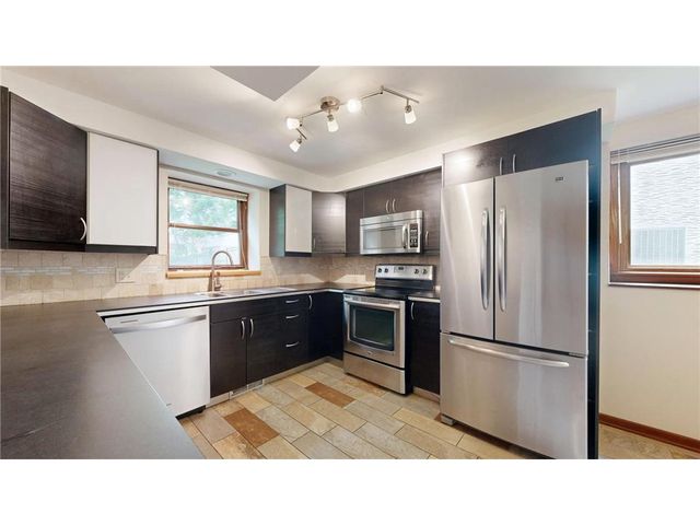 3308 Roosevelt Court NE 3310, Saint Anthony, MN 55418