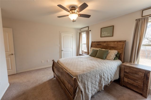 207 Shady Oaks Drive, Runaway Bay, TX 76426