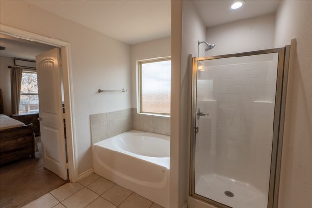 207 Shady Oaks Drive, Runaway Bay, TX 76426