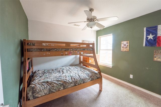 207 Shady Oaks Drive, Runaway Bay, TX 76426