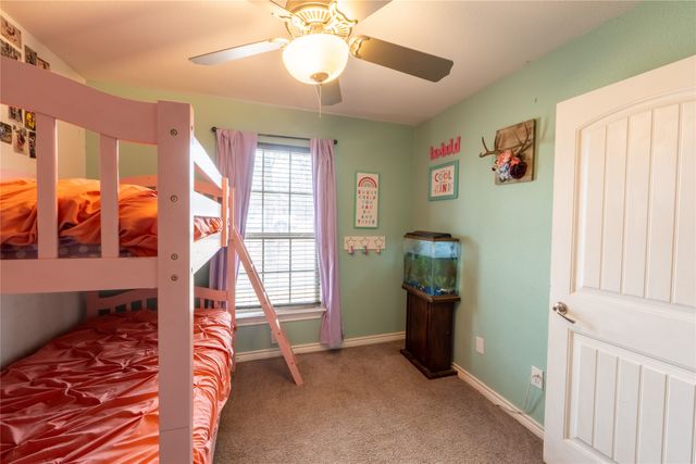 207 Shady Oaks Drive, Runaway Bay, TX 76426