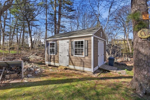 68 Pearson Dr, Newbury, MA 01922