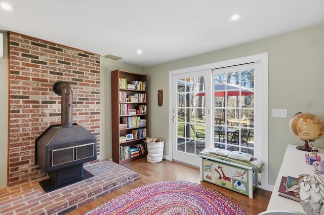 68 Pearson Dr, Newbury, MA 01922