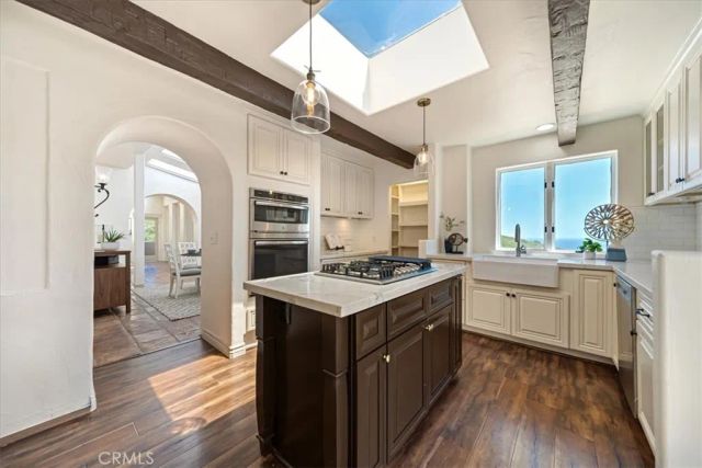 1046 Oro, Laguna Beach, CA 92651