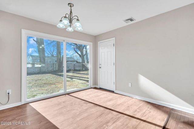 34 Dockage Road, Bayville, NJ 08721