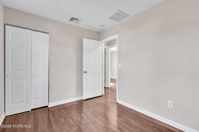 34 Dockage Road, Bayville, NJ 08721