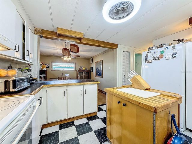 272 NORTHGATE DRIVE, Tarpon Springs, FL 34689